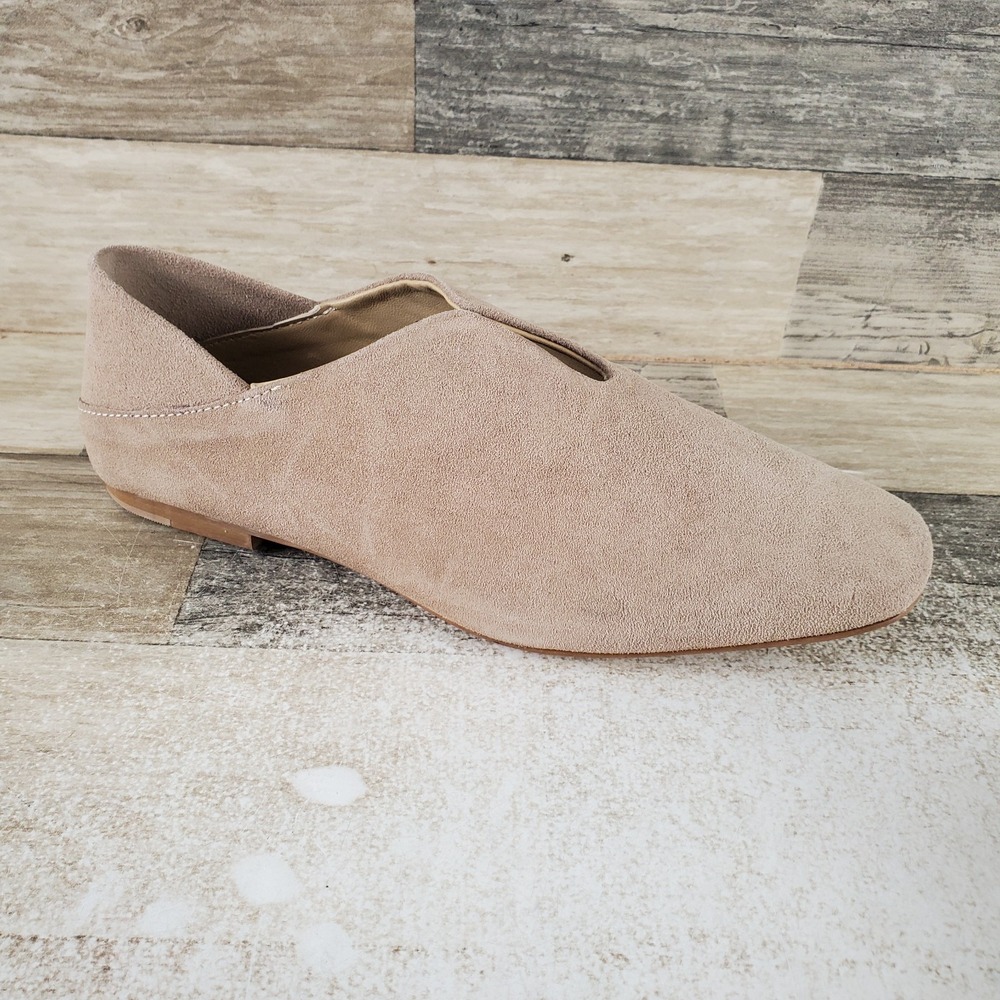 Coldwater Creek Womens Flat Shoes Sz 7.5 M Beige Suede Slip On